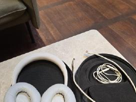 Bose Noise Cancelling Headphones 700