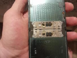 Samsung Flip 3 ant daliu