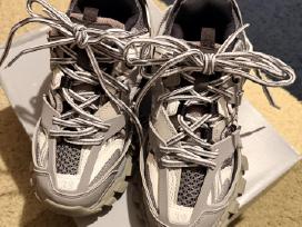 Balenciaga track laisvalaikio kedai