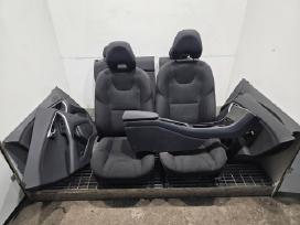 Volvo V40 salonas komplektas sėdynės