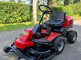 Jonsered rider automatas sodo traktoriukas