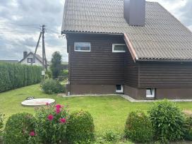 Stakių miestelyje Jurbarko rajoneparduodama