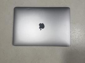 MacBook Pro 13.3 Retina with Touch Bar