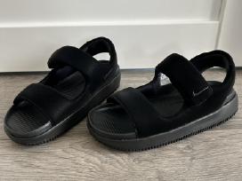 Nike basutes 42,5D.