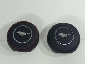 Parduodami Ford Mustang vairo oro pagalvės dangtel