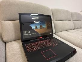 Alienware M17x R2