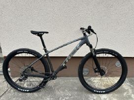 2024m. Trek marlin 6 gen. 3 kalnu dviratis.