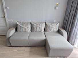 Parduodama išskleidžiama kampinė sofa-lova
