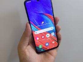 Samsung A40