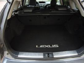 Bagažinės kilimas. Lexus 450h 2013m