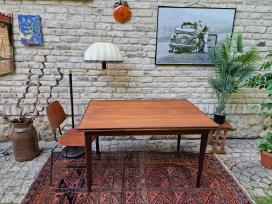 Vintažinis mid century tikmedžio valgomojo stalas