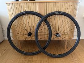 Shimano Wh-rs171 + Pirelli P7 Sport