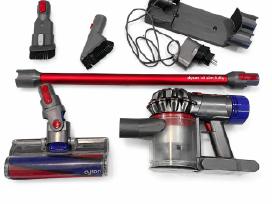 Dyson V8 Fluffy
