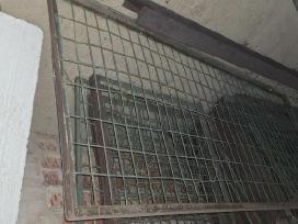 Parduodami Tvirti Metaliniai Tvoros Segmentai