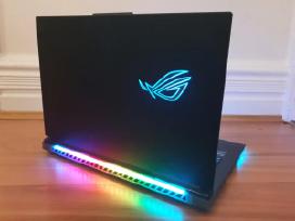 Asus Rog Strix Scar 18