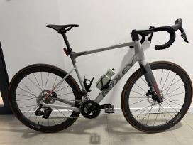Ridley Grifn Rival AXS Zipp 303s