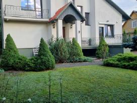 Utenos centre gamtos apsuptyje gyvenamas namas