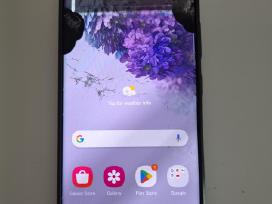 Samsung Galaxy S20+ su daužtu ekranu.