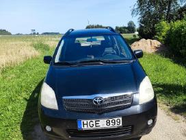 Toyota Corolla verso