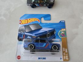 Hot Wheels bmw 2002 rinkinys