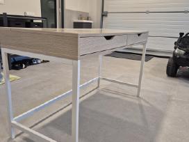 Ikea darbo stalas
