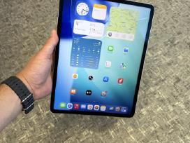iPad Pro 12.9" (6th Gen) M2 256gb Wi-fi + Cell 97%