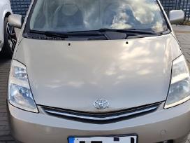 Toyota Prius ll nuoma