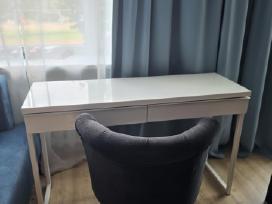 Ikea stalas