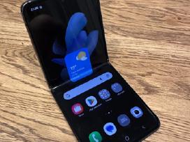 Samsung Galaxy Z Flip 4