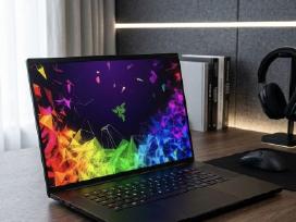 Razer gaming laptop 64gb ddr5 Rtx 4090 18coliu
