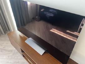 LG Oled55c5la 2025 su skilusiu ekranu