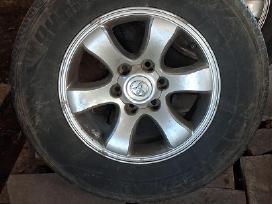 Originalūs naudoti Lc ratlankiai R17 su padangomis