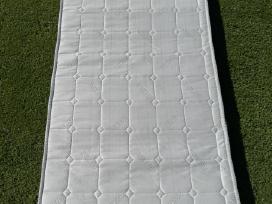 Viengulė medinė lova 90x200 cm su Dormeo čiužiniu