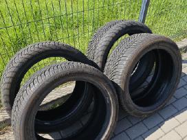 Bridgestone Blizzak 6 255/45 R20 padangų komplekta