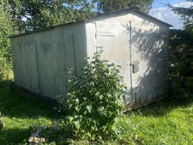 Metalinis garažas buvęs Volga 21 mašinos ant dujin