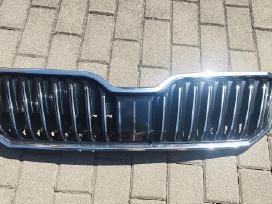 Škoda Superb 3 gotelės