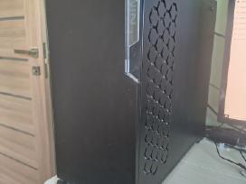 I7-7700 + Gtx 970 + 16gb RAM + 256 GB SSD – 160 €
