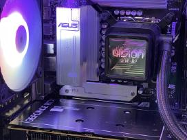 Pc su Ultra 5 16gb Ddr5 1tb Rtx5060 su garantija