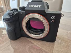 Sony A7r III Full Frame 42.4mp idealaus stovio
