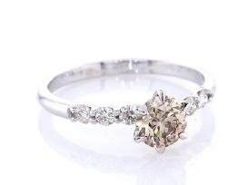 Natūralaus deimanto žiedas – 0,77 ct, 14k auksas