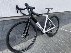 Karboninis Gravel dviratis Canyon Grail CF