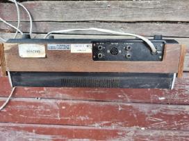 Kasetinis retro magnetafonas