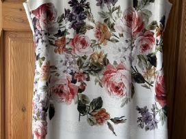 Parduodu sukneles 42/44 dydžio po 15€