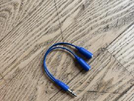3,5 mm ausinių/mikrofono Y adapteris