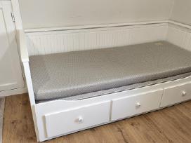 Ikea išskleidžiama lova