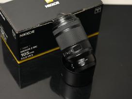 Nikon 105mm f/2.8