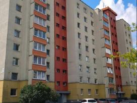 Išnuomojamas 3 kambarių butas renovuotame name