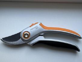 Sekatorius žalioms šakoms Fiskars P751