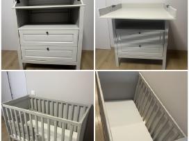 Vystymo stalas/komoda + lovytė su čiužiniu