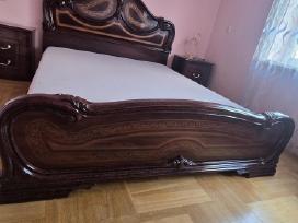 Miegamojo baldų komplektas